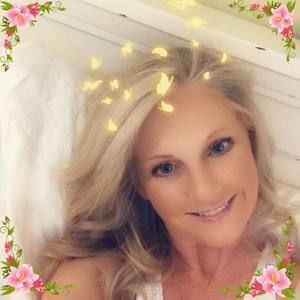 Meet your Posher, Robyn